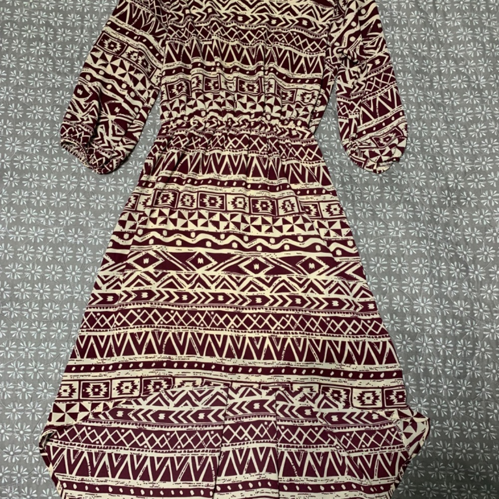 Dress - Picture 2 of 7
